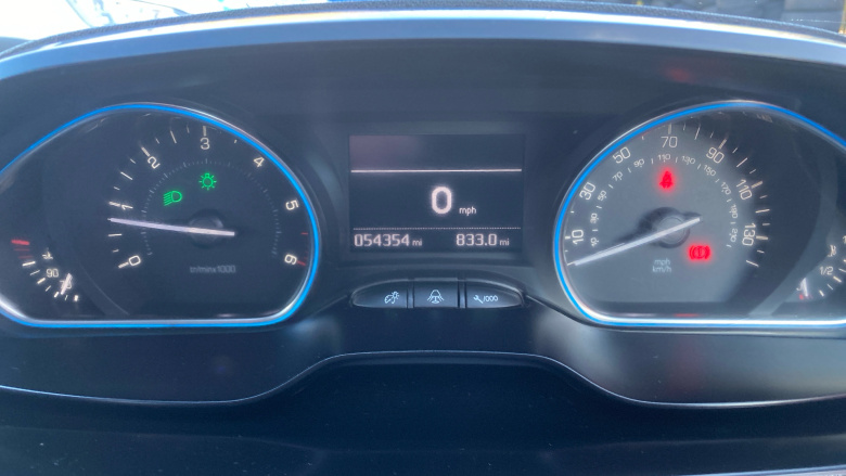 Peugeot 2008 1.6 BlueHDi 100 Allure 5dr Diesel Estate